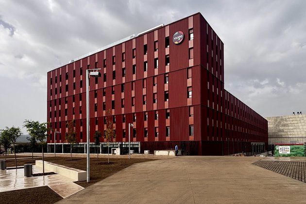 Primera residencia de estudiantes e investigadores de Parc de l'Alba