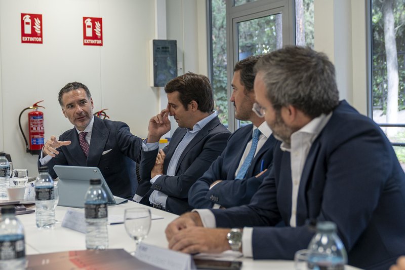 gabriel cabello clifford chance