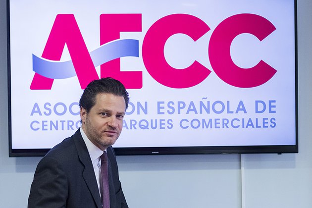 Los centros y parques comerciales resisten a la COVID-19