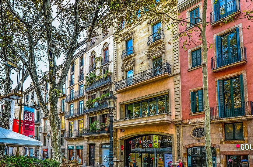 La compraventa de viviendas creció un 5,55% trimestral en Cataluña entre abril y junio