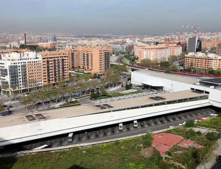 Adif sacará a subasta pública dos parcelas urbanas junto a la calle Méndez Álvaro de Madrid