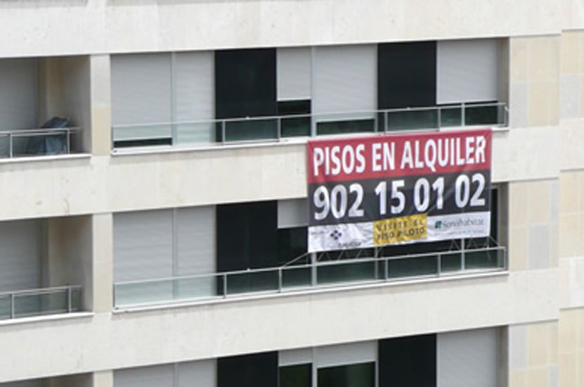 Los españoles invierten el 31% de su salario en el pago del alquiler