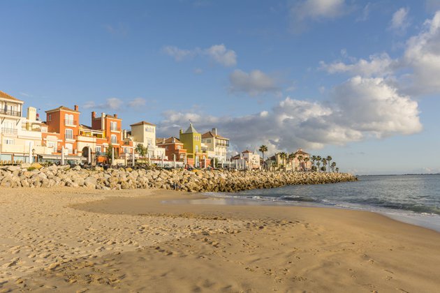 Alquilar vivienda estas vacaciones en la playa sale un 10% más caro que el año pasado