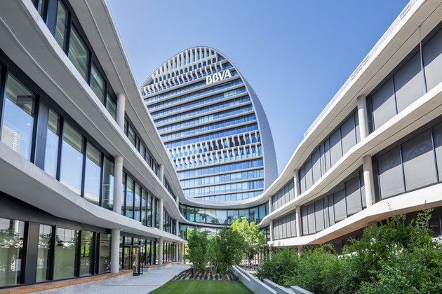 BBVA confirma la venta a Cerberus el 80% de su negocio inmobiliario por 4.000 millones