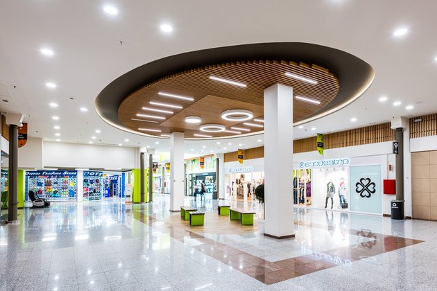 Carmila desinvierte en cinco centros comerciales por 90 millones