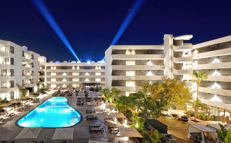 Atom Hoteles vende el Hotel Labranda Suites Costa Adeje por 110 millones de euros