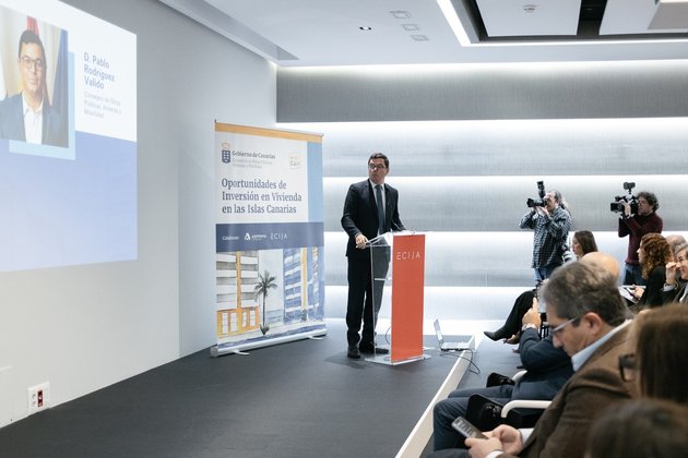 Canarias presenta en Madrid su estrategia para impulsar la vivienda y atraer inversión