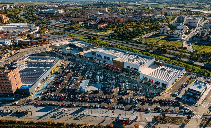 Las ventas en centros y parques comerciales aumentan un 4,8% en el tercer trimestre