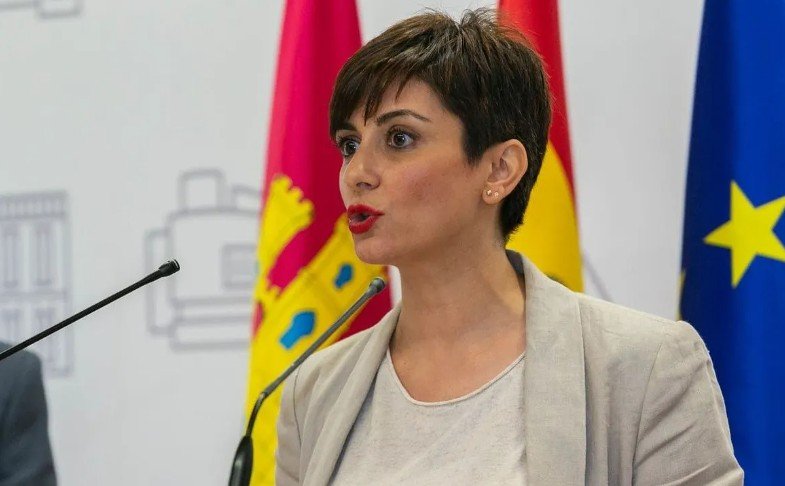 El PSOE presenta una ley para limitar los pisos turísticos, gravar a las SOCIMI y reforzar el parque público de vivienda