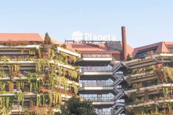 Pontegadea cierra la compra de la sede de Planeta en Barcelona por 250 millones