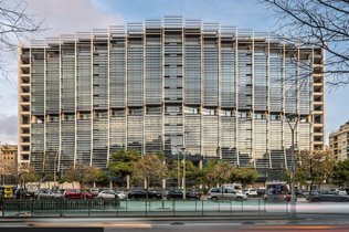 La inversión en oficinas alcanza 1.614 millones hasta junio y vuelve a niveles de 2019