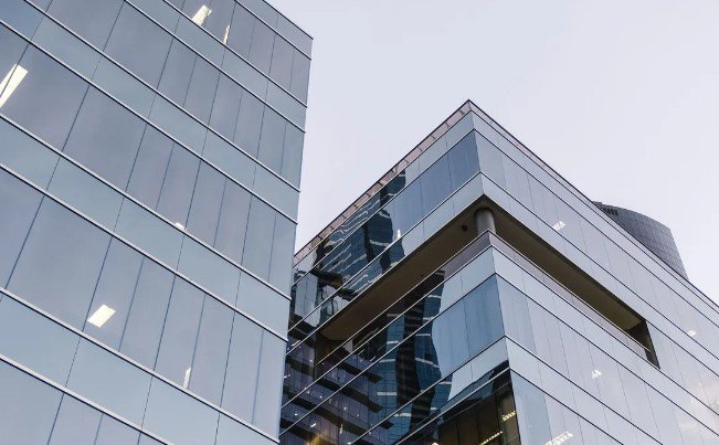 Santander entra en cuatro filiales inmobiliarias de Gestamp por 245 millones