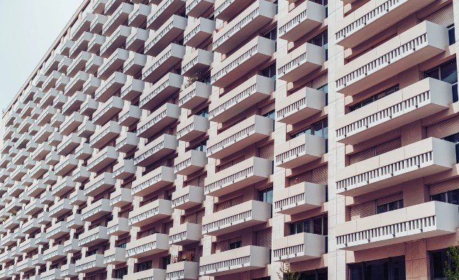 El precio de la vivienda libre sube un 10,4% y se acerca a los máximos de 2008