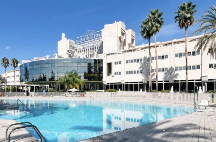 Hotusa adquiere nueve hoteles de la cadena Silken por 250 millones de euros