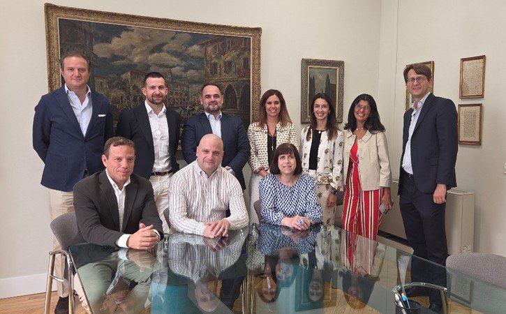 Avalmadrid, Caixabank y Asentis financian suelo para viviendas protegidas en El Cañaveral