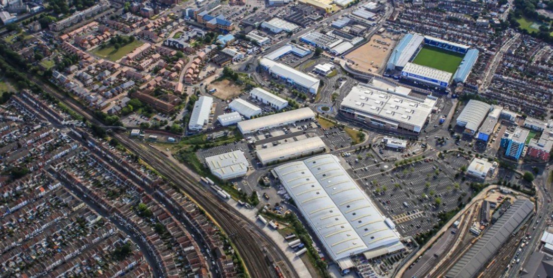 Redevco lanza un fondo paneuropeo de parques comerciales con 500 millones de CBRE IM