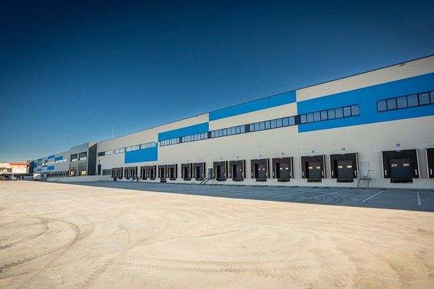 Scannell Properties alquila 8.000 m2 logísticos en Madrid a Fever