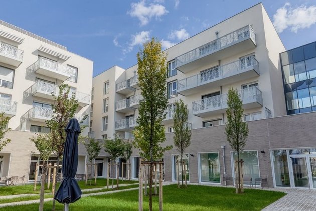 Azora entra en Francia tras adquirir al Grupo Emeis su negocio de senior living con 17 activos