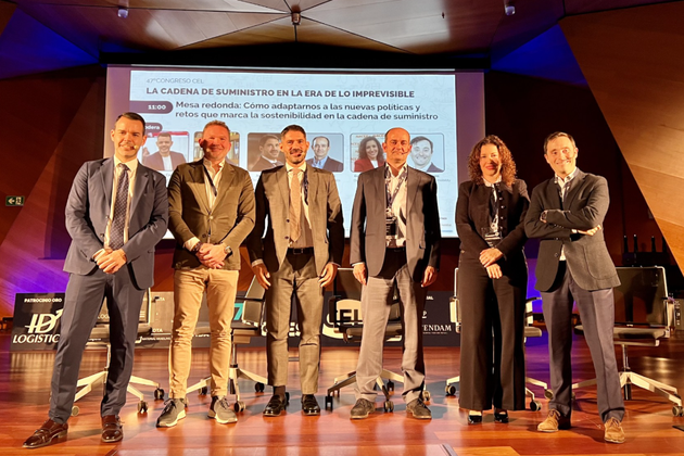 Las empresas españolas duplican su estrategia en inteligencia artificial, pero el 84% aún carece de formación específica