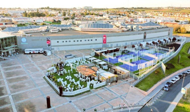 Santander PB Advisory ultima la compra del centro comercial AireSur por más de 80 millones