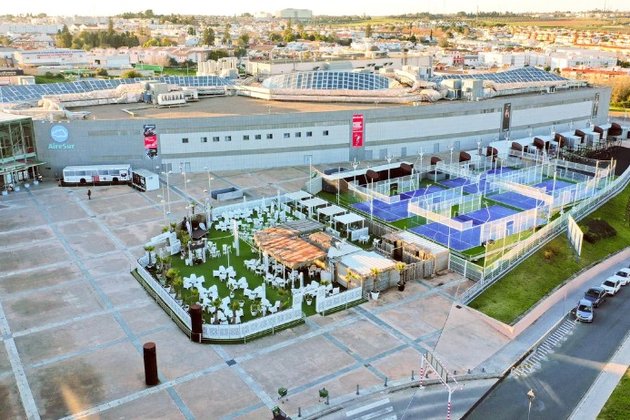 Santander lanza un fondo de hasta 300 millones para invertir en retail