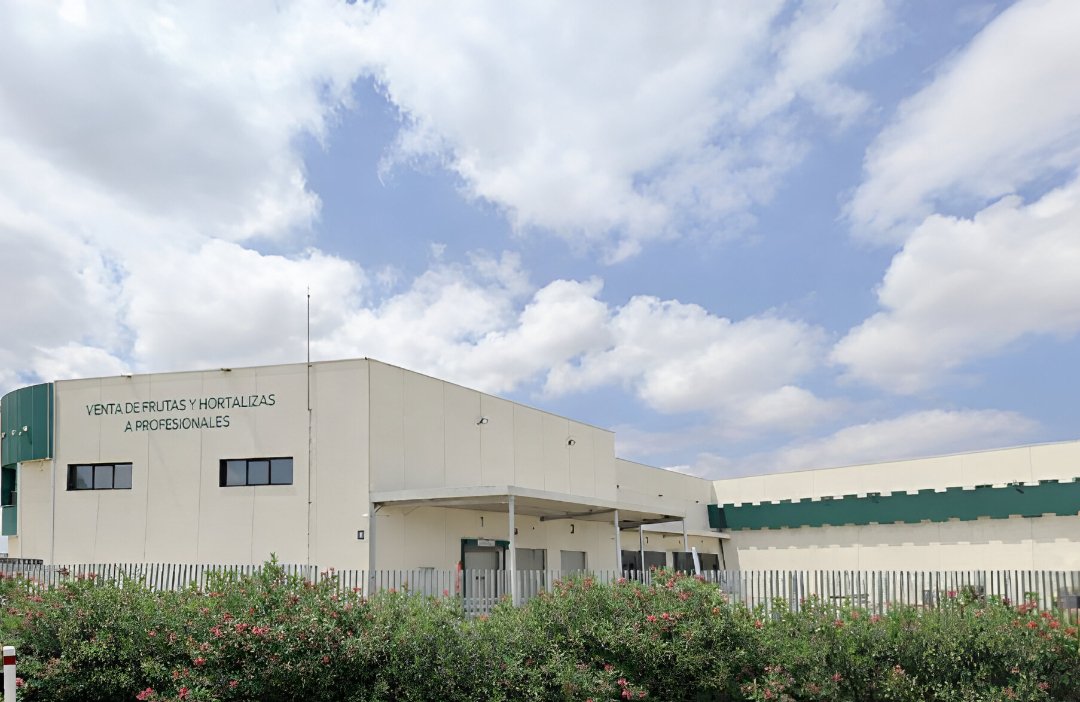 LOG IN adquiere una nave logística de 12.316 m2 en Sevilla