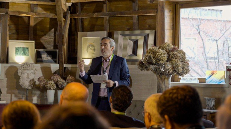 Spanish Real Estate Vehicles & Financing