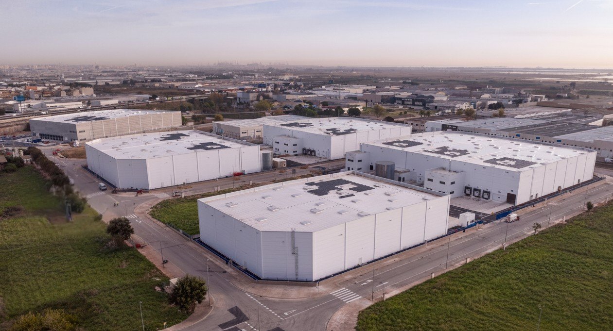 Mileway alquila 3.600 m2 logísticos a Franuí en Valencia