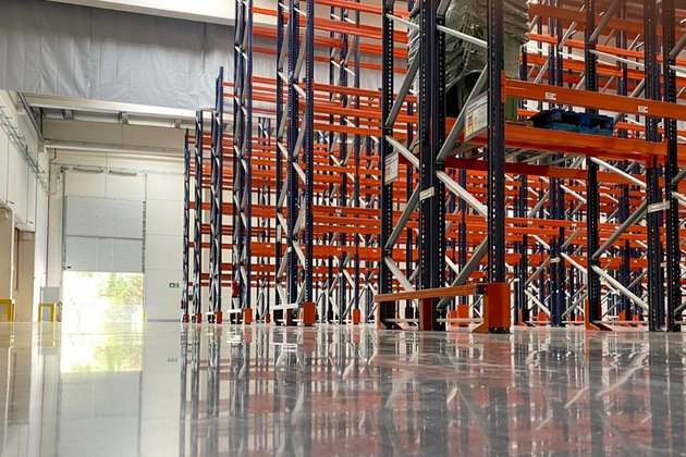 Molins adquiere dos firmas especializadas en pavimentos industriales