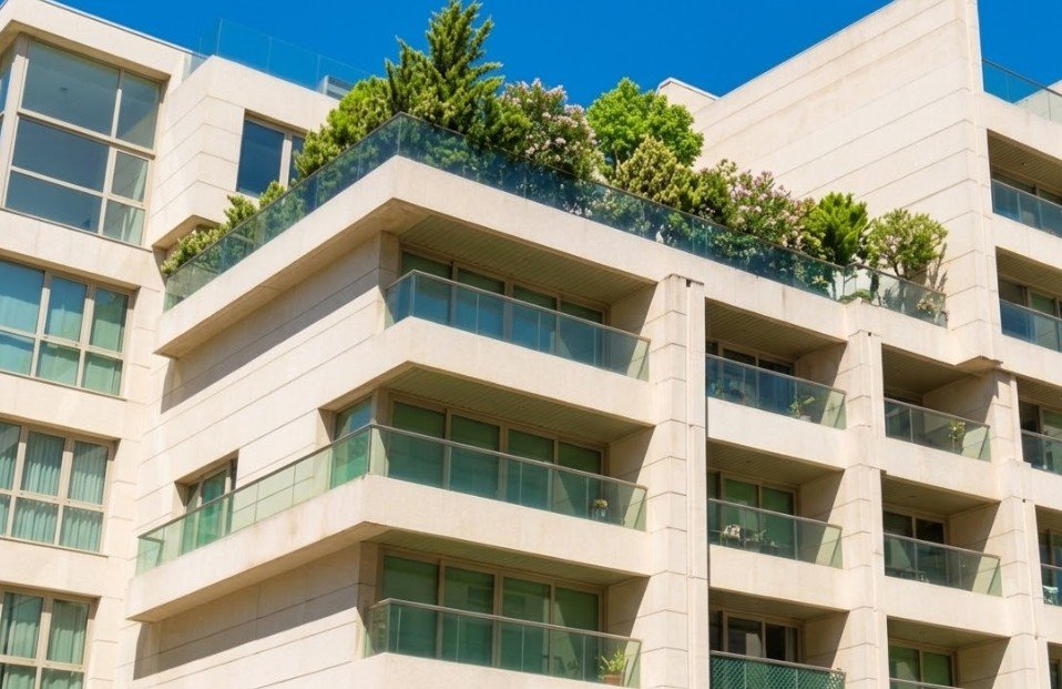 La compraventa de viviendas cae un 5% en enero y las hipotecas suben un 6,3%