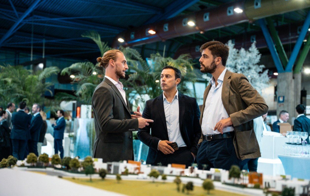 Internacionalización, colaboración, inversión e innovación: ejes de Simed 2026