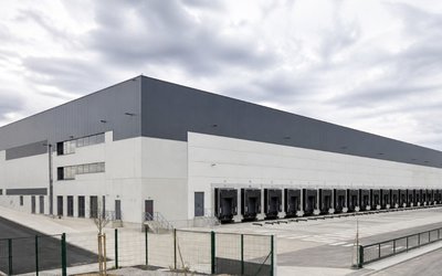 El Corte Inglés compra a LaSalle su centro logístico de Villaverde