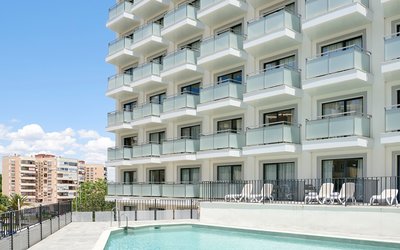 Zetland cierra la venta de dos hoteles tent en Torremolinos y Lloret