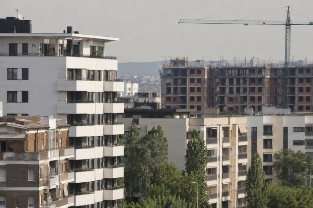 El Banco de España eleva a 750.000 viviendas el déficit acumulado y prevé que siga aumentando