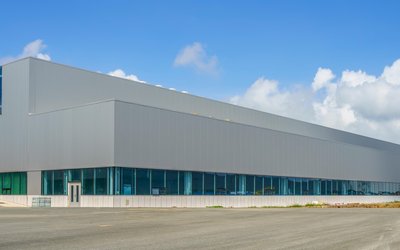 Crossbay invierte 45 millones en la compra de siete activos logísticos en España