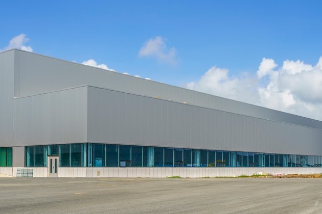 Crossbay invierte 45 millones en la compra de siete activos logísticos en España