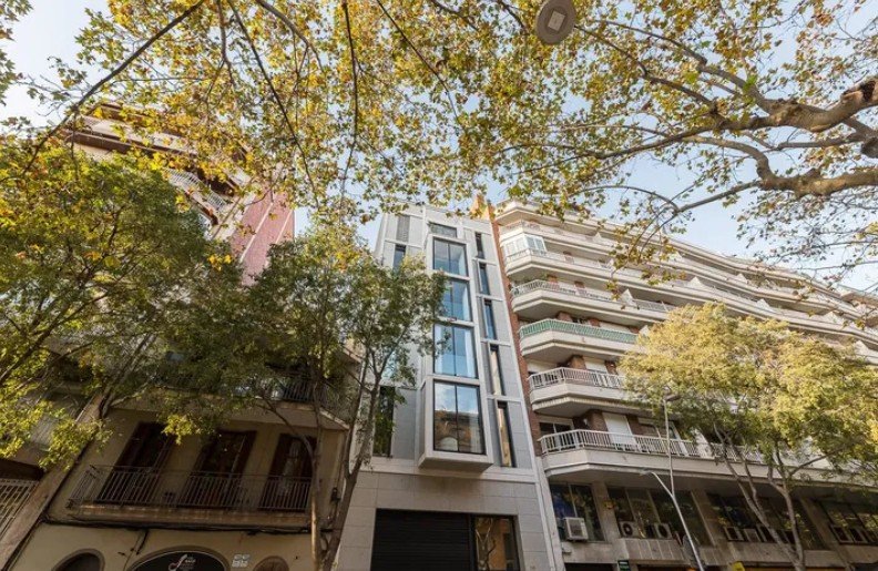 Home Capital vende dos edificios residenciales en Barcelona por 13,25 millones