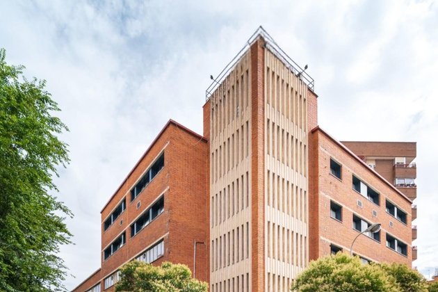 Simplifika convierte un antiguo edificio de oficinas de Madrid en un flex living