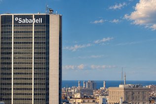 Sabadell vende a Cerberus el 20% que conservaba de su negocio inmobiliario por 115 millones