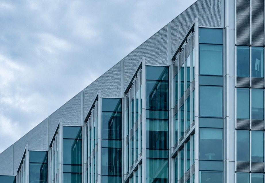 Madrid y Barcelona suman 400.000 m2 de oficinas contratadas en el primer semestre