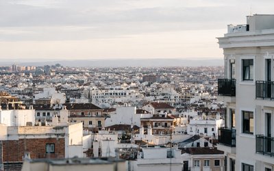 El sueldo medio deja fuera de alcance una vivienda de 75 m2 para el 70% de los europeos