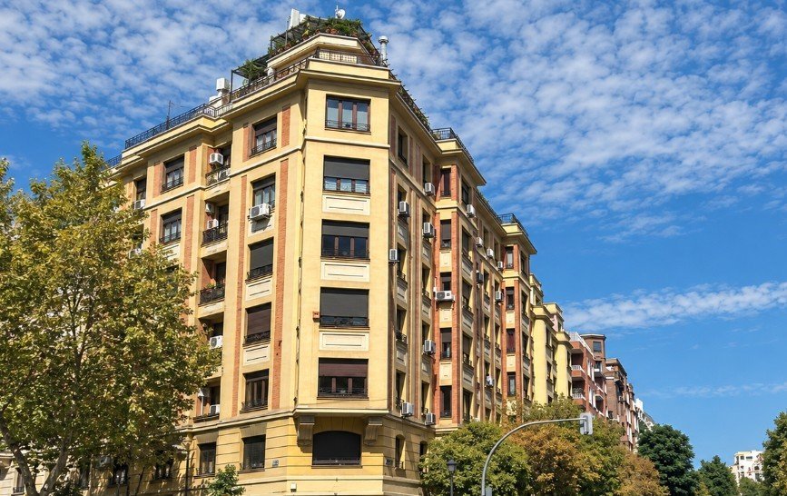 El precio de la vivienda sube un 10,6% y alcanza los 2.085 euros por m2