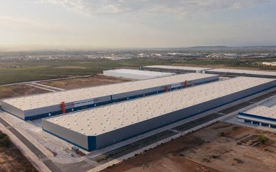 Bain Capital y Conren Tramway alquilan 50.000 m2 logísticos a Jysk en Valencia