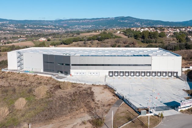 AEW compra una plataforma logística de 10.737 m2 en Barcelona