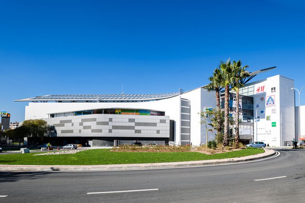 Silicius invierte 6,2 millones en sus centros comerciales Thader, La Fira y Bahía Plaza