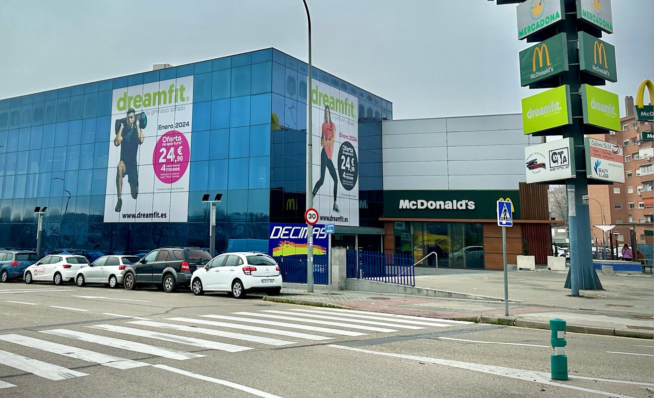 LR21 adquiere el centro comercial La Fuensanta