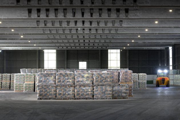 El consumo de cemento se estanca en febrero y las exportaciones caen un 7,4%