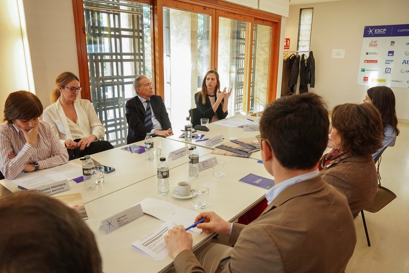 beatriz santos iss iberia