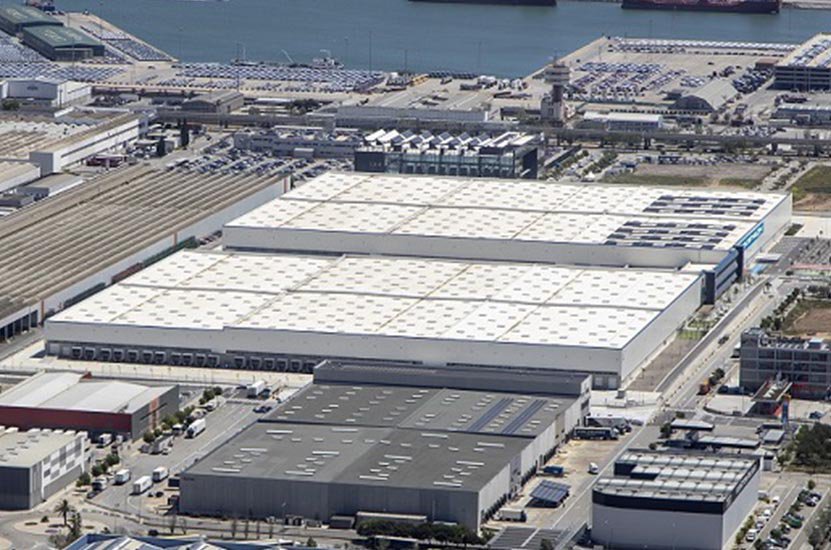 Decathlon abre un nuevo almacén logístico tras una inversión de 53 millones de euros