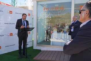 El alcalde de Valladolid inaugura las obras del residencial Lar Vereda